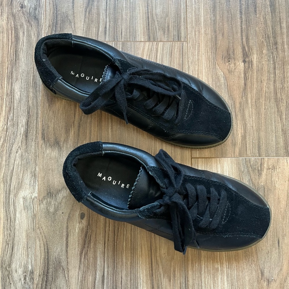 Women's Black Leather Sneakers